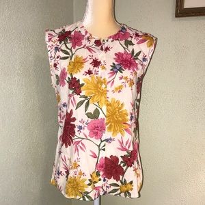 Old Navy White Floral Sleeveless Button Down Top